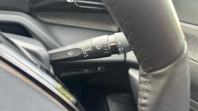 Peugeot 308 1.2 PureTech Allure Premium 5dr EAT8 Petrol Hatchback